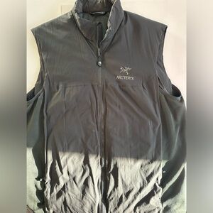 Arc'teryx Men's Sleek Black Vest XL